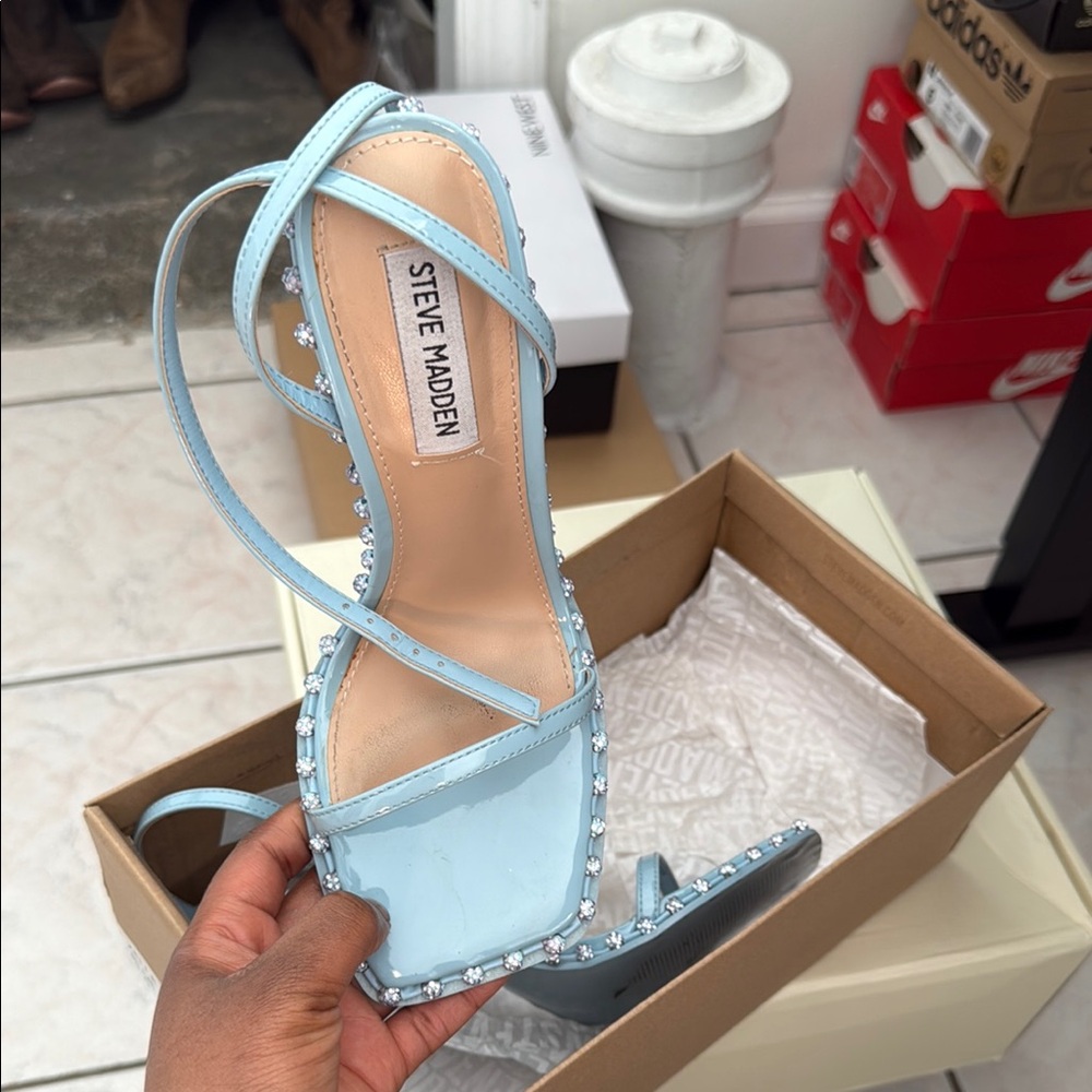 Steve Madden Blue Strappy Heels - Picture 5 of 8